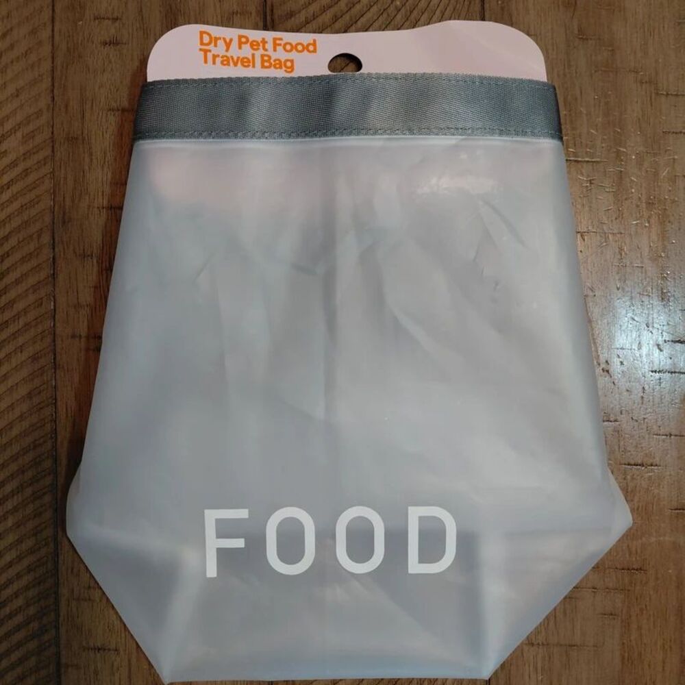 Hide & Drink / Wondershop Dry Pet Food Travel Bag